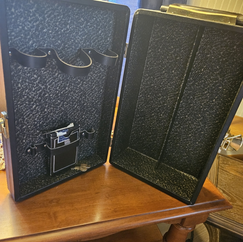 Vintage Booze Carrier